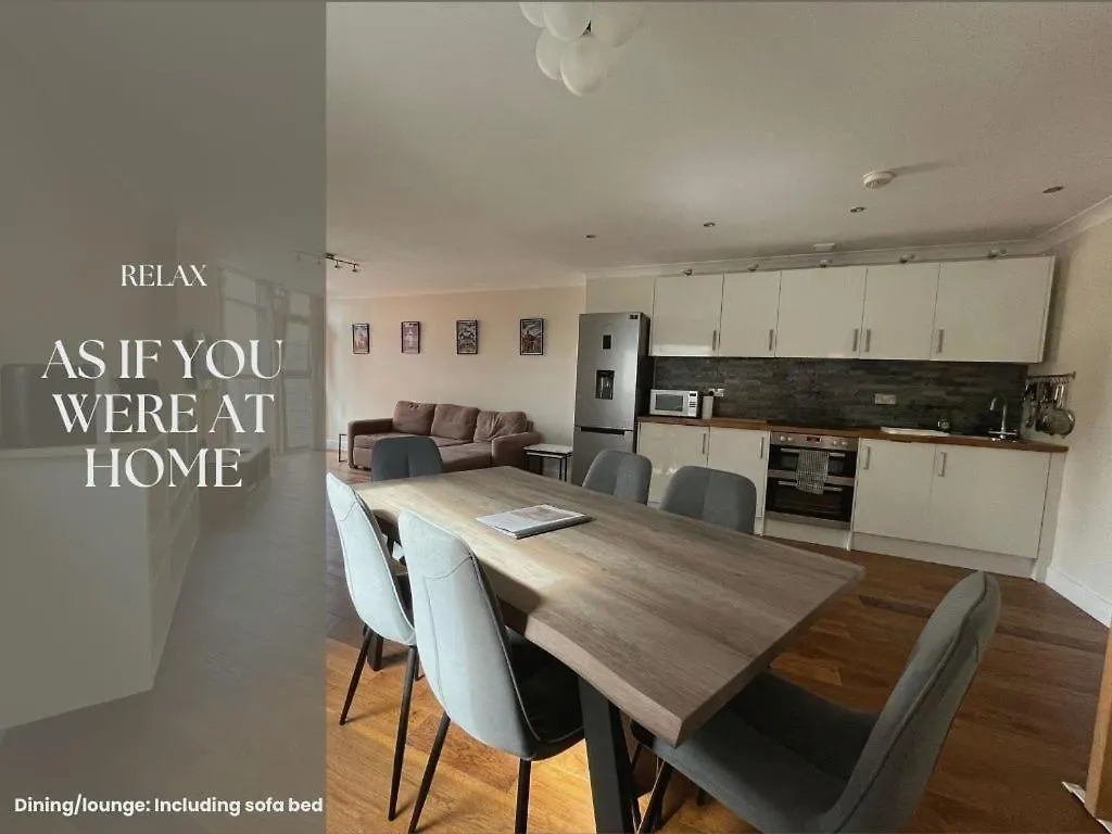 Ultra-Luxury City Centre 2 Bed Apartment, With Free Parking Cardiff